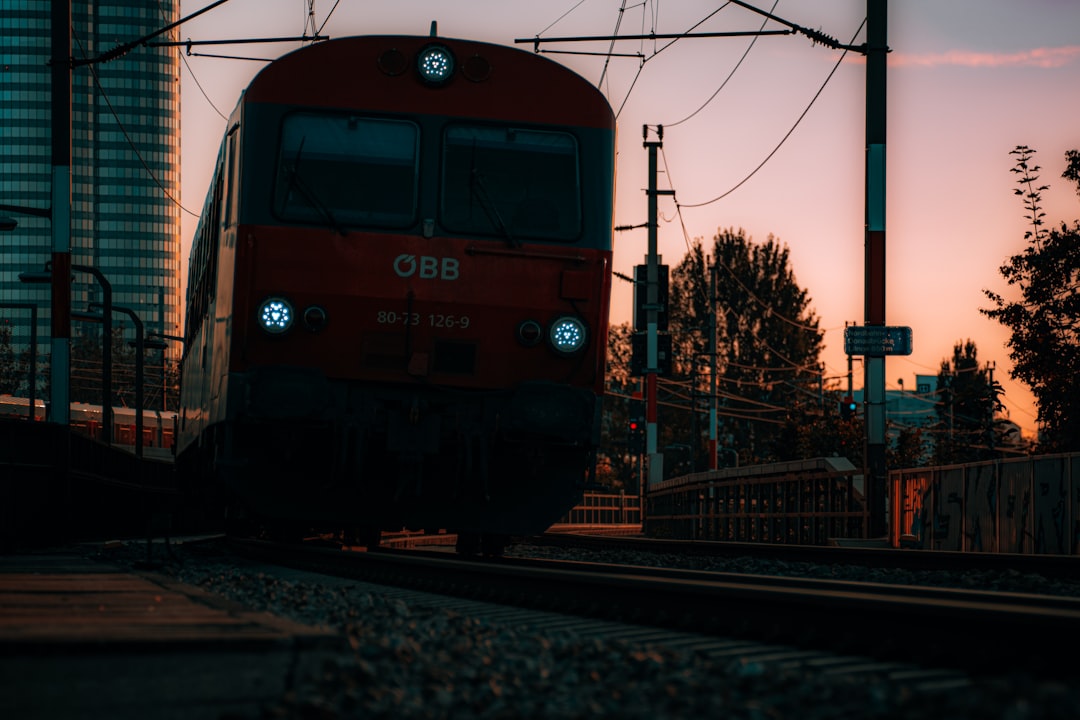 "Das Boot", "Babylon Berlin" – poznaj najlepsze niemieckie filmy i seriale historyczne!